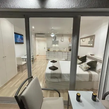 Apartment Centre Sea View